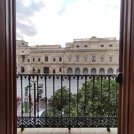 Luxe Town Hall Appartamento *