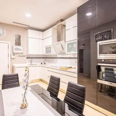 Apartment Luxe Town Hall *