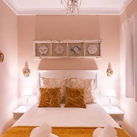 Luxe Town Hall * Seville